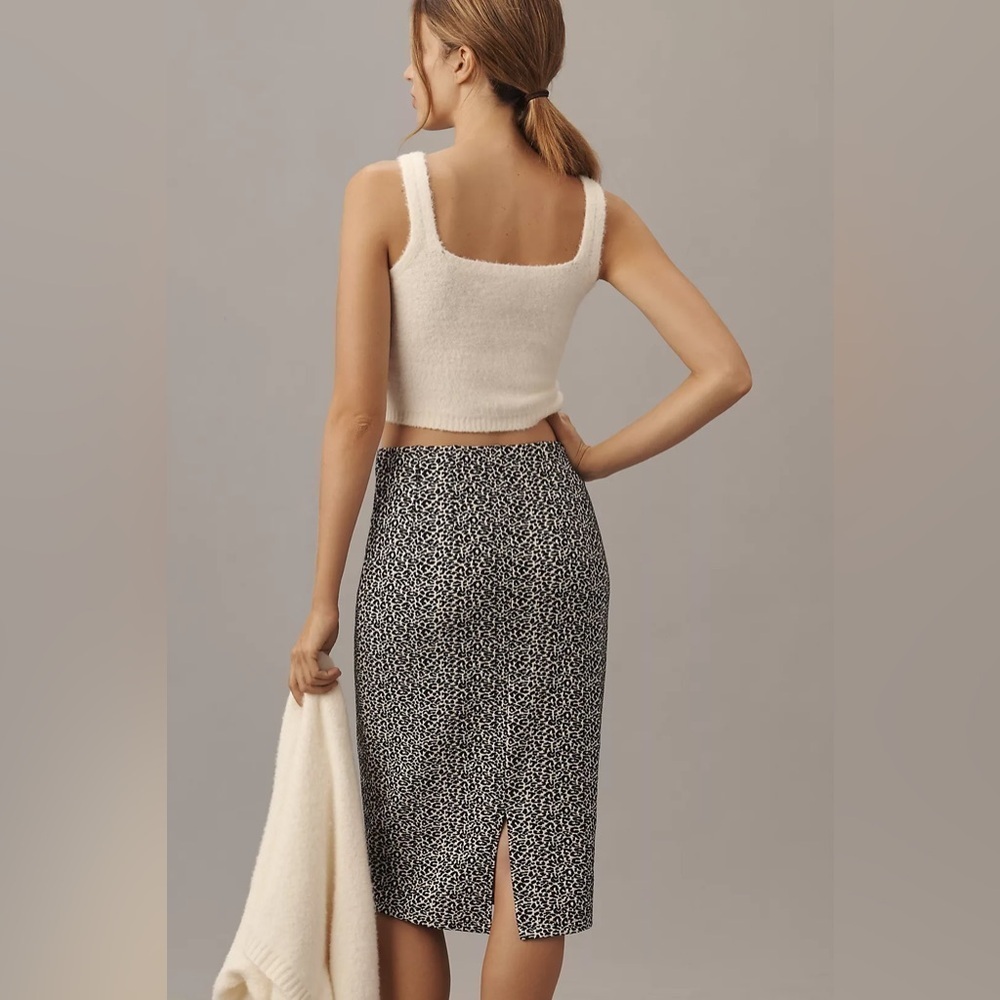 NWT! By Anthropologie Black Pattern Knee-Length Pencil Skirt - Size XS 💎 🪀